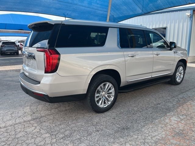 2022 GMC Yukon XL SLT