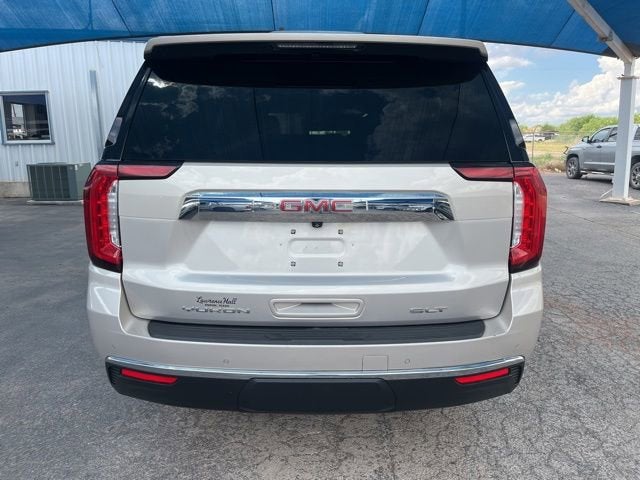 2022 GMC Yukon XL SLT