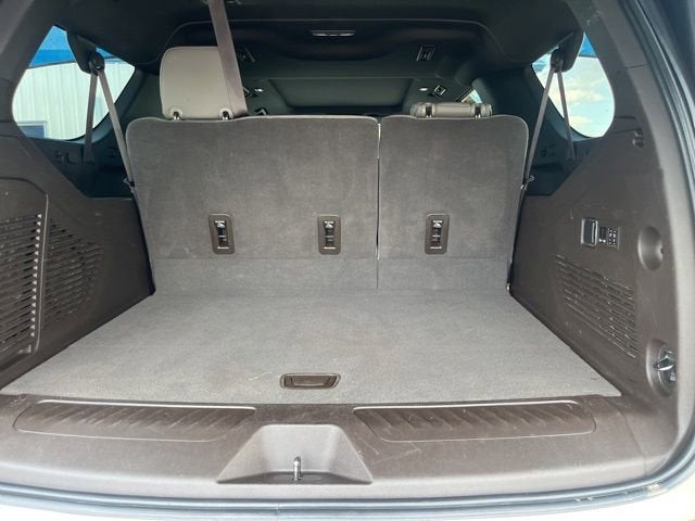 2022 GMC Yukon XL SLT