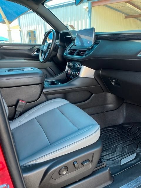 2022 GMC Yukon XL SLT