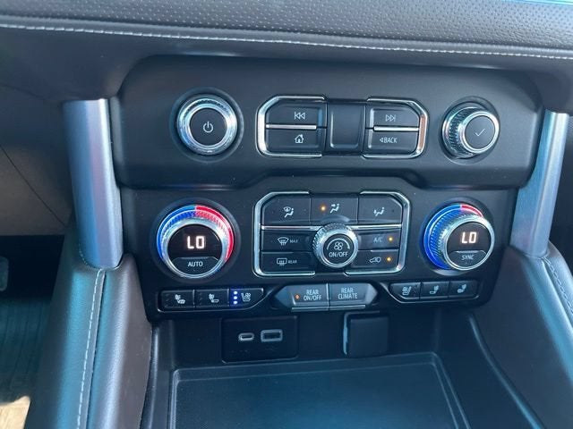 2022 GMC Yukon XL SLT