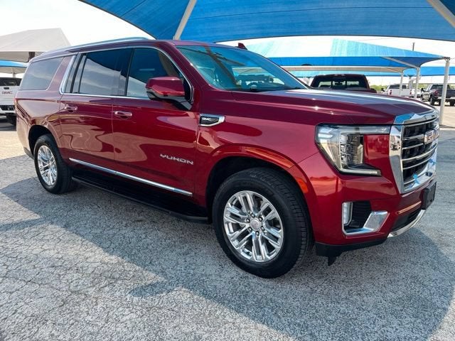 2022 GMC Yukon XL SLT