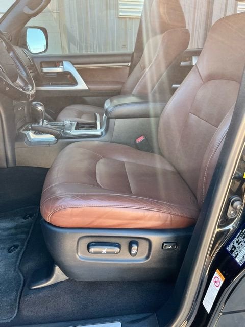 2019 Toyota Land Cruiser 4DR 4WD