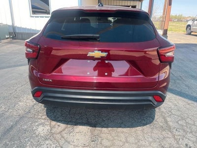 2025 Chevrolet Trax LS
